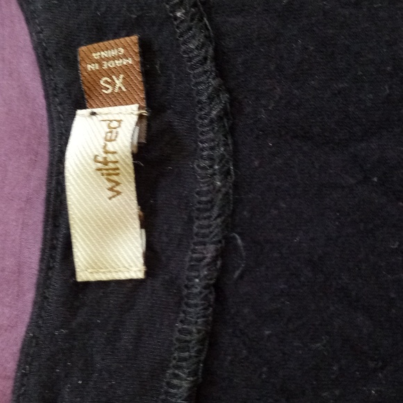 Sexy black dress, XS. Comfy, gathered at the bottom. Flattering - Picture 2 of 2